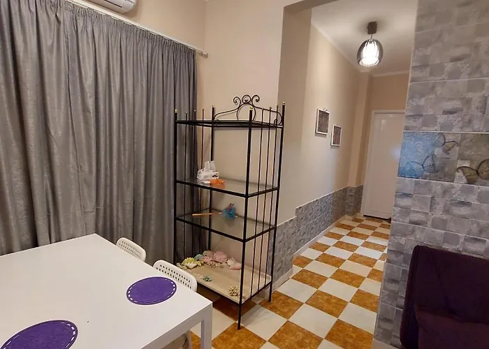 Apartment Coral Flat With 2 Bedrooms And 3 Balconies . *